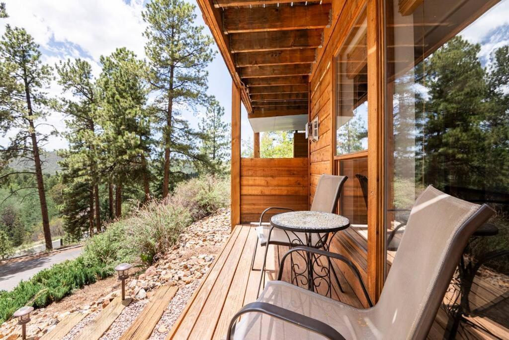 Private Hot Tub Overlooking Pikes Peak Woodland Park Buitenkant foto